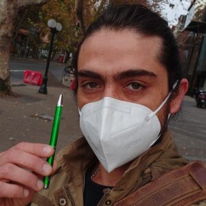 Etienne Bobenrieth Instagram - Verde por fuera, azul por dentro. Vaya a votar ciudadana y ciudadano!!!!!