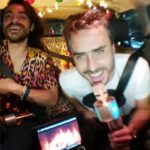Etienne Bobenrieth Instagram - en reinos y cantar temazos!!!!!! fue el miércoles pasado , pero no podíamos subirlo!!!!! disfruten! @etiennebob @ruizcustomguitars @andresvelascoreyes @nicoyarzun
