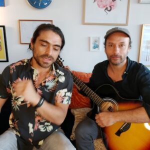Etienne Bobenrieth Instagram - NO HAY FOGATA ESTA SEMANA!!!!! 
Pero volvemos próximo miércoles!!!!!!
@andresvelascoreyes 
@ruizcustomguitars