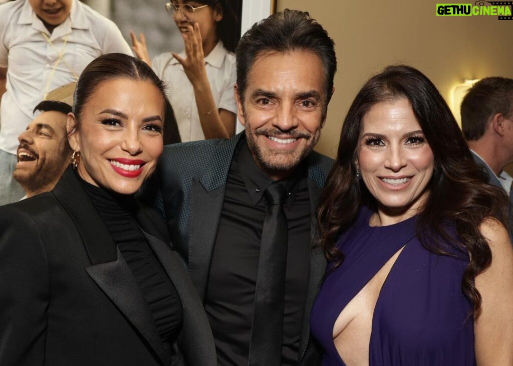 Eugenio Derbez Instagram - #aboutlastnight @radicalthemovie premiered in EUA. Excited to all of you can watch it this Nov 3rd in theaters.