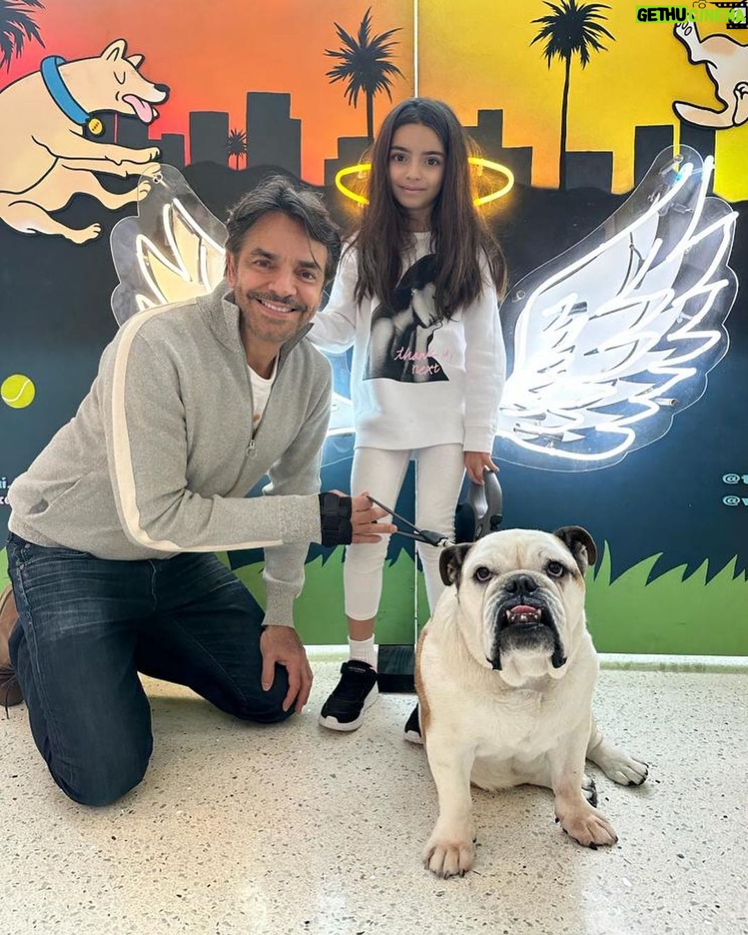 Eugenio Derbez - 1 Million Likes - Fiona🖤 2012-2023 @fionaderbez