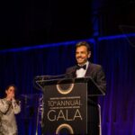 Eugenio Derbez Instagram - Thank you @marcanthony for honoring me and @radicalthemovie with the @maestrocares #VoiceOfChange award 🙌🏻 #changinglivesbuildingdreams New York City