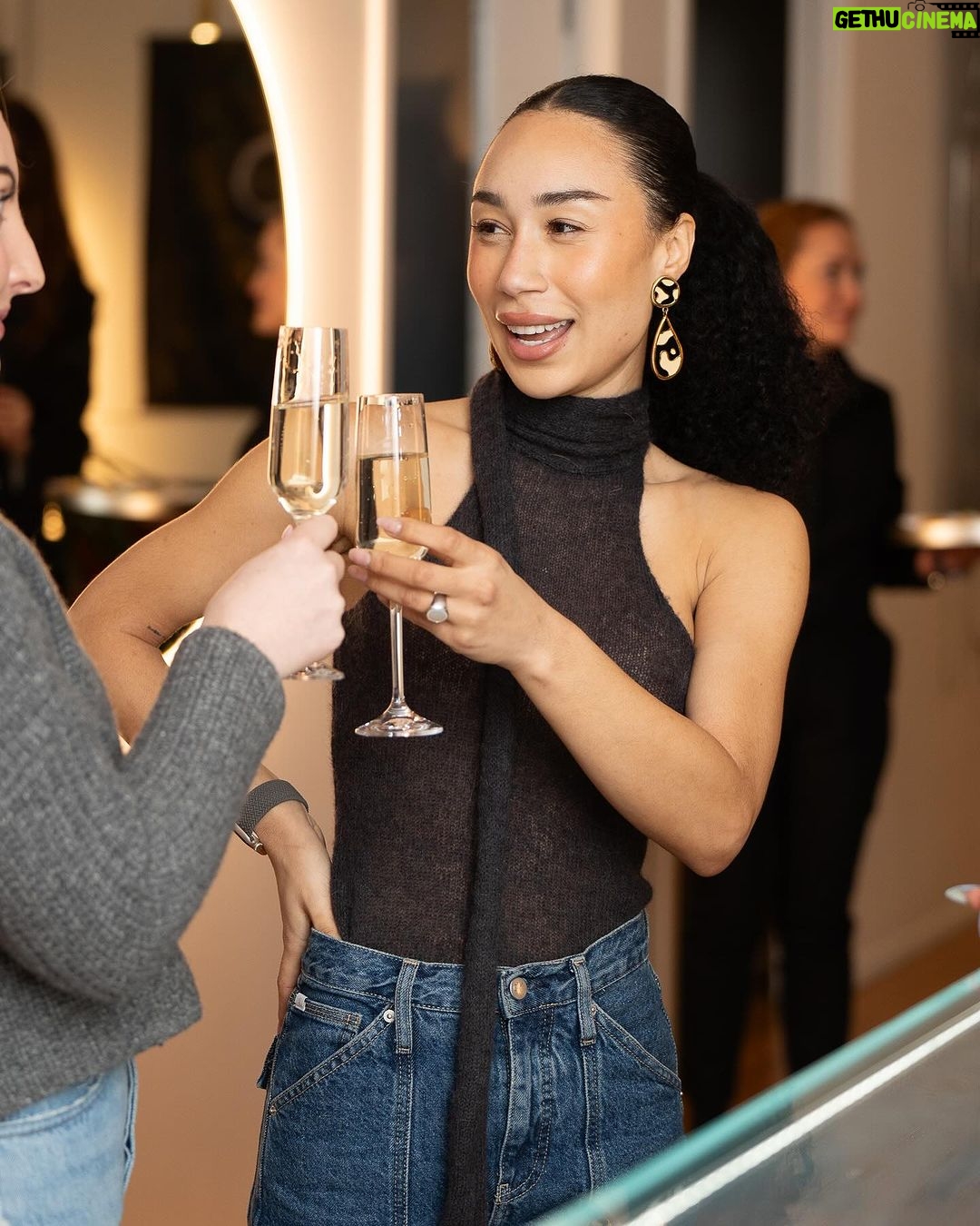 Eva Marisol Gutowski Instagram - A week in my life 🫶🥹 …. This little life…. This little LYYHYYTHHFE 🦮 New York, New York