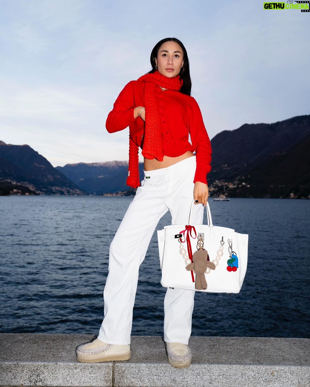 Eva Marisol Gutowski Instagram - 20 minutes in lake como 🍒🥹 Lake Como, Italy