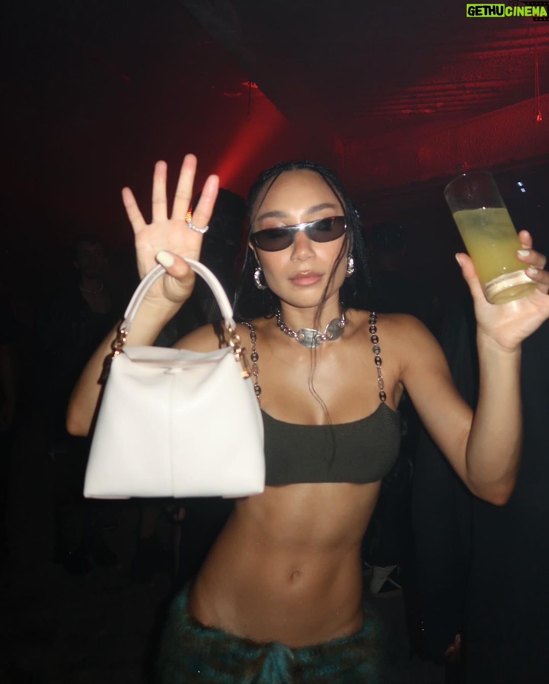 Eva Marisol Gutowski Instagram - Alexa, please blast pursuit by gesaffelstein on full volume.