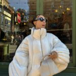 Eva Marisol Gutowski Instagram - And suddenly it was cold again 🤎🧣