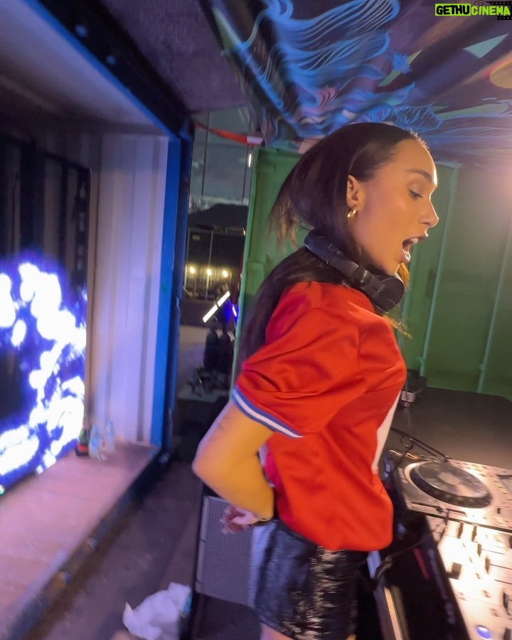 Eva Marisol Gutowski Instagram - Dear 2015 Eva; keep making elaborate 1 minute intro mixes for EVERY single one of your YouTube videos and getting demonetized on purpose because you just want to share good music with everyone 😂 It’s all gonna make sense eventually 🤝🥳 Thank you HELSINKI and @weekendfestival for giving me a moment in my life I’ll never forget! My first festival. Those who’ve been here know this was YEARS of hard work in the making. Finland- Y’all were TURNT and i threw so many surprises at the crowd i wasn’t sure how you’d react to but you trusted me and we had SO MUCH FUN. Now I’m wondering when i can do it again even better 🥹❤️🥹🥹 thank you thank you thank you and thanks to everyone who helped on the festival team and back end. Helsinki Finland