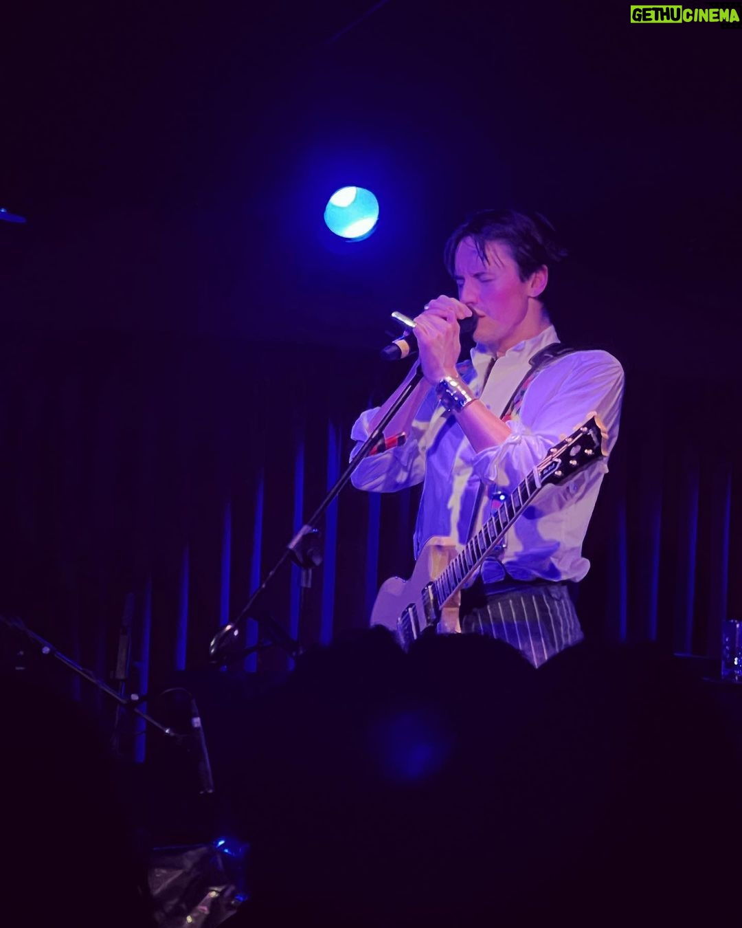 Eva Noblezada Instagram - spooky szn yumminess continued tonight with a hefty platter of spiritual and musical bliss🔥🎸👻 The Green Room 42