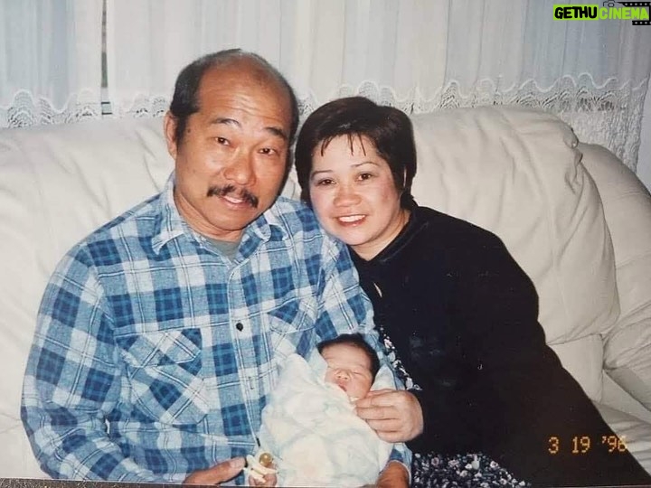 Eva Noblezada Instagram - ππΈπ¦πΉπΊπΌ I joyfully honor the Mothers in my family today! Thankful for them everyday. Look at my mom with her Mother, my Nana, Yolanda Palacio in the first pic πππ½ sending love and a warm embrace to everyone today. π€