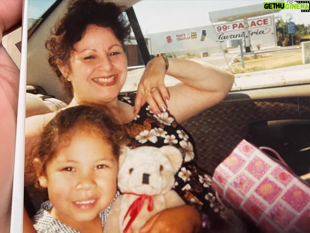 Eva Noblezada Instagram - ππΈπ¦πΉπΊπΌ I joyfully honor the Mothers in my family today! Thankful for them everyday. Look at my mom with her Mother, my Nana, Yolanda Palacio in the first pic πππ½ sending love and a warm embrace to everyone today. π€