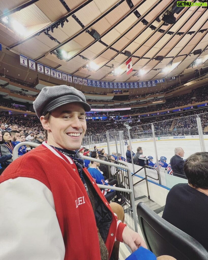 Eva Noblezada Instagram - siempre ❤️‍🔥 Madison Square Garden