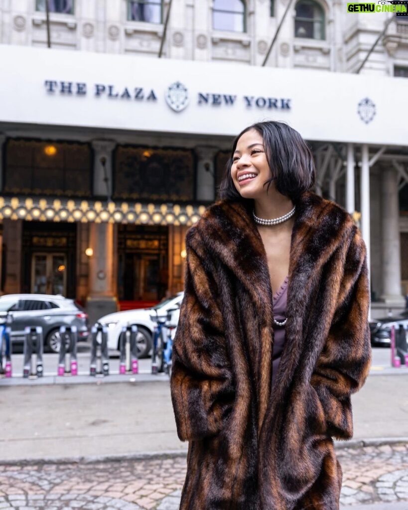 Eva Noblezada Instagram - so, so, so sophisticated ✨ Plaza Hotel