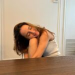 Evaluna Montaner Instagram – Lafa milia.
Les hicimos un playlist con lo que estamos oyendo ahora. (Link en mi Bio)
Se llama Fattoush porque fue nuestro plato favorito en Dubai.
Bai.