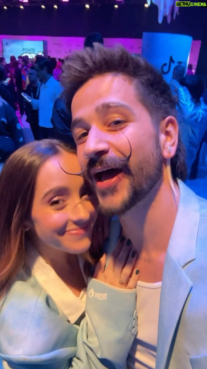 Evaluna Montaner Instagram - Hola, somos Camilo y Evaluna y el 7 de febrero sale PLIS ππΌποΈ y un par de sorpresas π