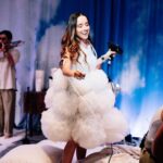 Evaluna Montaner Instagram - 4 años de casados @camilo. Es un honor y un orgullo ser tu esposa. Sabíamos que esta canción saldría el día antes de nuestro aniversario y quise hacerle un homenaje a esos cuatro años tan fantásticos poniéndome en el video el mismo vestido que me puse para bailar contigo toda la noche ese 8 de Febrero del 2020. Te admiro y te amo cada día más. (Las que están en blanco y negro son las de nuestra boda y las de color de nuestro video de #PLIS ) 🙏🏼