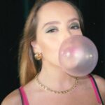 Evaluna Montaner Instagram – Menos mal mi labial es no transfer (miren la última foto 😂)