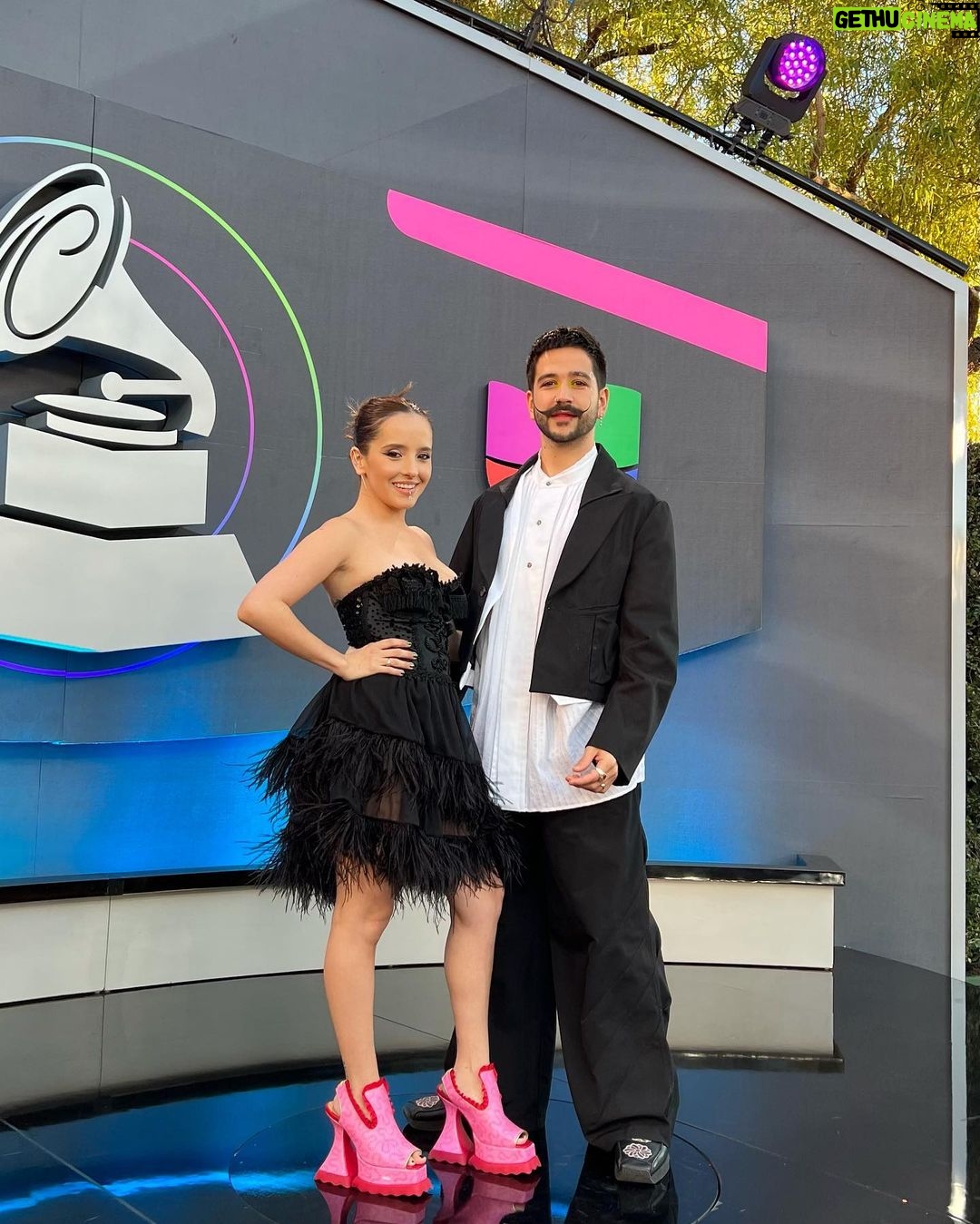 Evaluna Montaner Instagram - Primera vez en los Latin Grammy como papás! Nos nominaron con la canción que lleva el nombre de nuestra hija y ella vino a celebrar esta noche con nosotros. Amo ser tu date @camilo. ❤️🔥