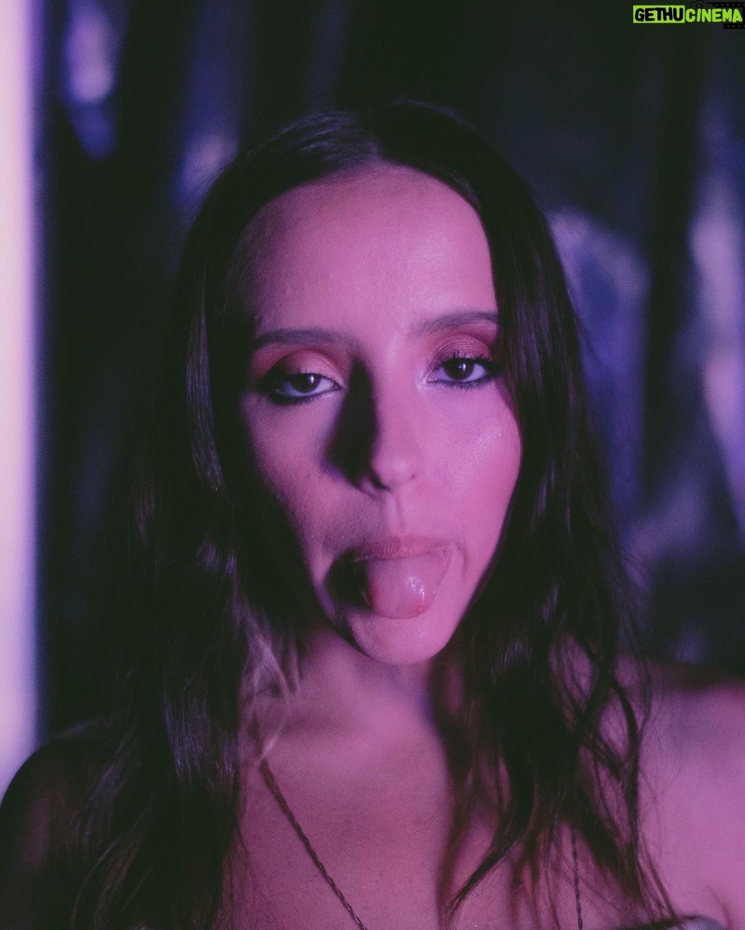 Evaluna Montaner Instagram - Me estoy queriendo más que nunca🪲