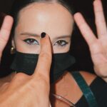 Evaluna Montaner Instagram – Una cosa he aprendido
que siempre tengo presente 
a los haters doy la espalda 
y a mis amigos…………..

(Completen la frase) 
#soymipropiobully #ríetedetiynadiepodráburlarse #meamodelafrentealospies #buenobuenobabai