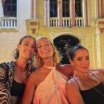 Evaluna Montaner Instagram – 👰🏼‍♀️👰🏼‍♀️👰🏻‍♀️