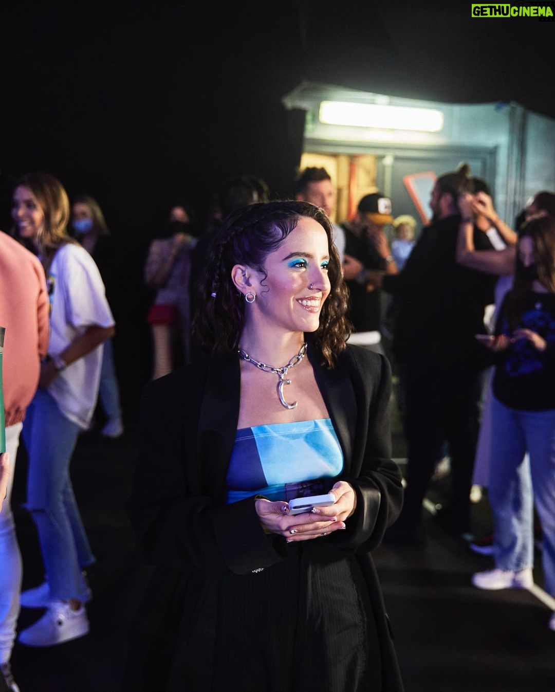 Evaluna Montaner Instagram - Esta hermosura me invitó a acompañarla en @lavozkids. Más que agradecida @aitanax! Te quierooooo. 🦋