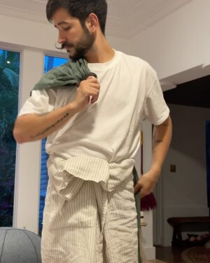 Evaluna Montaner Instagram - Tu primer día del padre. No hay palabras para describir lo que siento por ti viéndote en este nuevo role. Qué bien te queda, uff. Cada día estás más guapo! Saber que Índi te tiene es la bendición más grande. Gracias por ser mi teammate en esta nueva aventura. Amo poder vivir cada segundo a tu lado. Te amo.