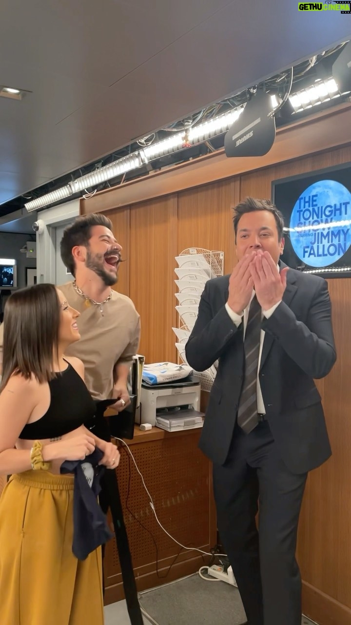 Evaluna Montaner Instagram - Cuando quieres caerle bien a @jimmyfallon 😂😂😂😂 @fallontonight @evaluna