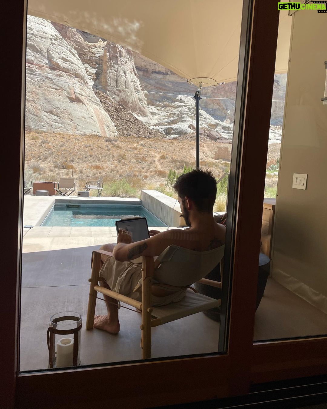 Evaluna Montaner Instagram - Recuerdos felices de mi viaje de cumple. Te amo @camilo