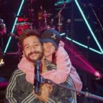 Evaluna Montaner Instagram - De gira... pero si estamos juntos y con ustedes, es como estar en casa. 🏠 Ayer y hoy 🇵🇷 Diciembre 7 y 8 🇩🇴 Diciembre 9 y 10 🇨🇴 Diciembre 12, 13, 14, 15, 16 y 17 🇦🇷 Diciembre 27, 28 y 29 🇲🇽