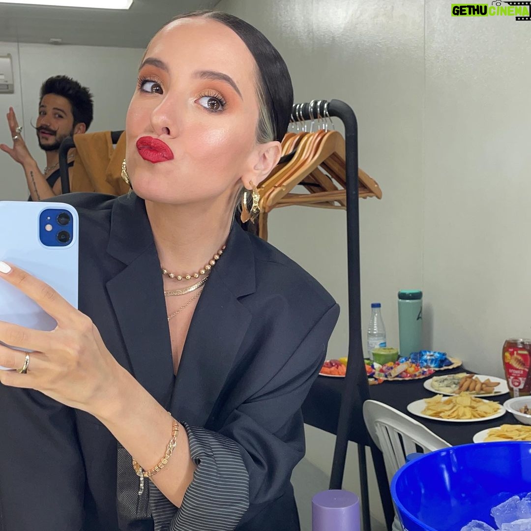 Evaluna Montaner Instagram - Todo lo que tengo es tuyo🍿