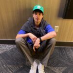 Evan Evagora Instagram - @zoecipres dressing me up like I’m a Barbie doll Los Angeles, California