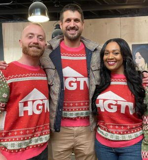 Evan Thomas Instagram - It’s been the best day!!! Happy Thanksgiving everyone!  Let the Christmas season begin!! And THANKS @HGTV FOR THE AMAZING SWEATERS LOL #blackfriday #hgtv #cheer #bemerryaf