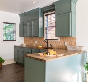 Evan Thomas Instagram - Hard to believe that season 3 is over, but it was a nice way to end it! The Italian house really came together with the help of our friends @jennymarrs and @dave.marrs. The handmade tile worked perfectly with that pretty olive color. Thanks so much for the help, Dave and Jenny!

It’s always bitter sweet to see a season end. We worked so hard for so long to renovate all these homes and make them the best that they can be. We’re really proud of the homes and hope you enjoyed watching. Until next time, y’all!