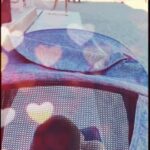 Evelin Kostova Instagram – I’m on vacation
Когато танцуваш странно на музиката от бара,  прибираш изпадналите в количката солети 🙄 и гледаш лошо бутайки/дърпайки количката по плажа.
С любезното съдействие на @iammishaka