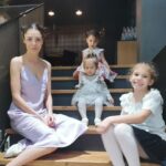 Evelin Kostova Instagram - Влизам в новото ниво с много мечти, малко планове и с верни приятели! Миналите 10 бяха супер, пожелавам си следващите 10 да са също такива (може и ×2) ;) Много момичета, много нещо 😅🙄