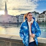 Fahriye Evcen Instagram - 🧊 Switzerland, Swiss