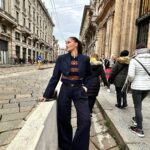 Fahriye Evcen Instagram - 🍕 Piazza Cordusio