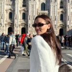 Fahriye Evcen Instagram - 🗿#milan