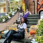 Fahriye Evcen Instagram - Bewitched! 🪄🎃