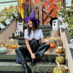 Fahriye Evcen Instagram - Bewitched! 🪄🎃