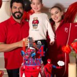 Fahriye Evcen Instagram - 4 yaşın kutlu olsun kalbim ♥️👑😌 @karanozcivit #13.04.2023