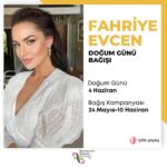 Fahriye Evcen Instagram - Merhabalar, 4 Haziran benim doğum günüm. Yeni yaşım, bu sene yine ve yeniden güzellikler ile gelsin diliyorum. Sizlerden, iyilik yapıp birlikte iyileşmek için bana yardım etmenizi istiyorum. @iyilikpaylas platformu üzerinden @kansersizyasam için kampanya açıp doğum günümü bağışladım. Bana hediye olarak göndereceğiniz destekler sayesinde güldürüp, mutluluklarına sebep olacağımız çocuklar için; şimdiden hepinize çok teşekkür ediyorum. Bağış linki Bio'mda. Sevgiler...