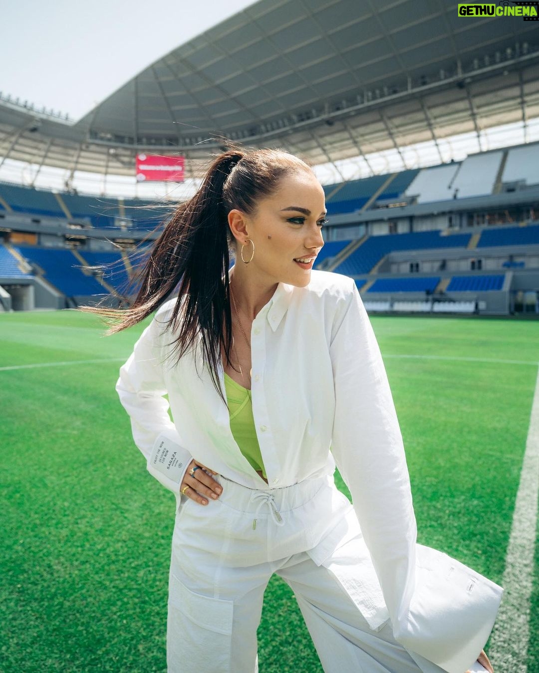 Fahriye Evcen Instagram - ⚽️ 974Stadium Qatar