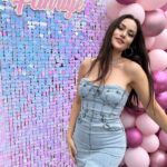 Fahriye Evcen Instagram - 🩷 Hey there! It's my birthdaaayy 🤩🥳