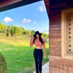 Fahriye Evcen Instagram - Cottagecore 🏡