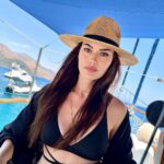 Fahriye Evcen Instagram - 🖤