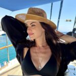 Fahriye Evcen Instagram - 🖤