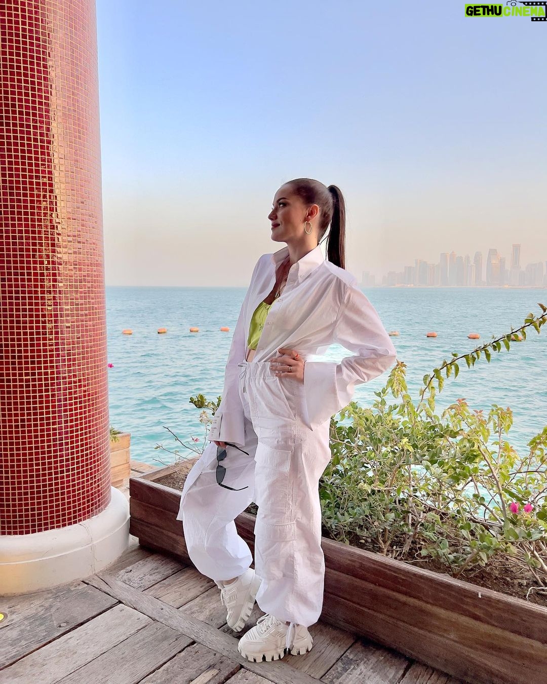 Fahriye Evcen Instagram - #doha 🏙 Katara Doha