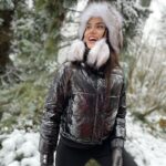 Fahriye Evcen Instagram - ❄️😚