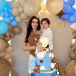 Fahriye Evcen Instagram - It's KEREM's weeek! 🤩🎉🥳 @keremmozcivit 🌟💙 #keremturnedone 🌟💙 #18.01.2023